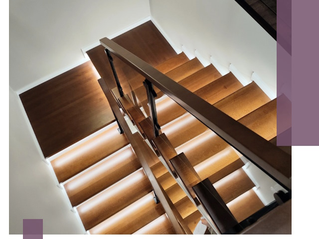 Изготовление П-образных лестниц под ключ в Раменском