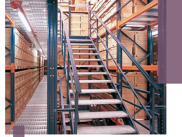 Лестницы складские прочные и безопасные под ключ в Раменском