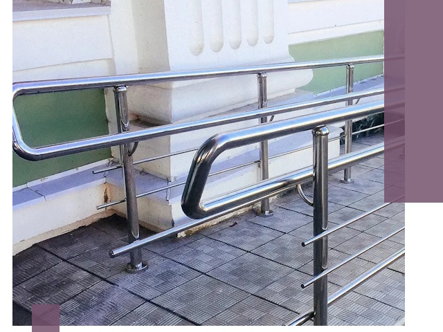 Ограждения пандусов из металла и нержавейки в Раменском