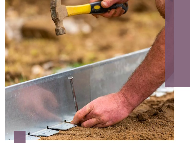 Монтаж металлических бордюров в Раменском быстро и качественно