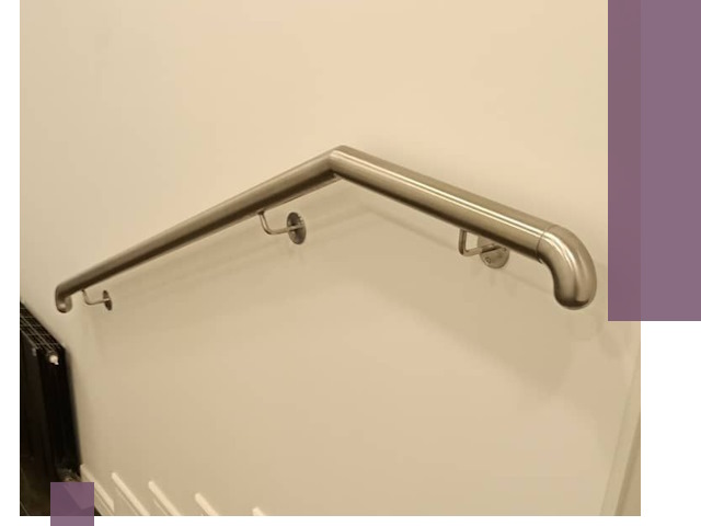 Изготовление пристенных поручней в Раменском под ключ за сроки